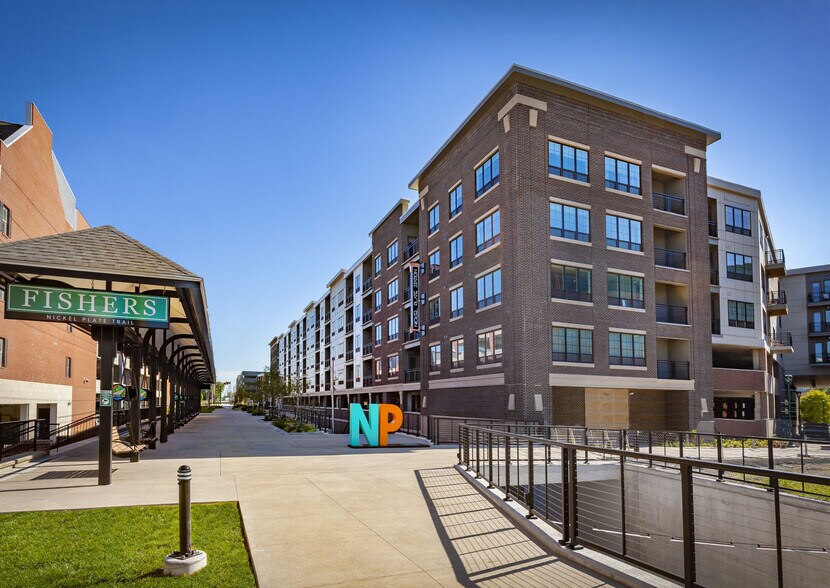 More Photos Of 11671 Maple St, Fishers Apartments For Lease