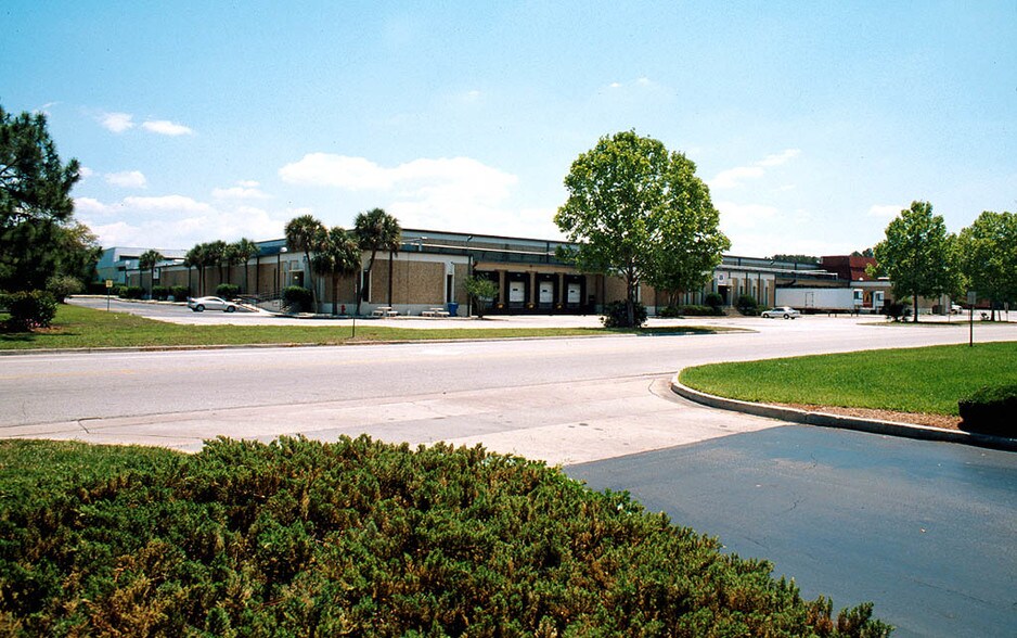 More Photos Of 2292 W Sand Lake Rd, Orlando Refrigeration Cold Storage For Lease