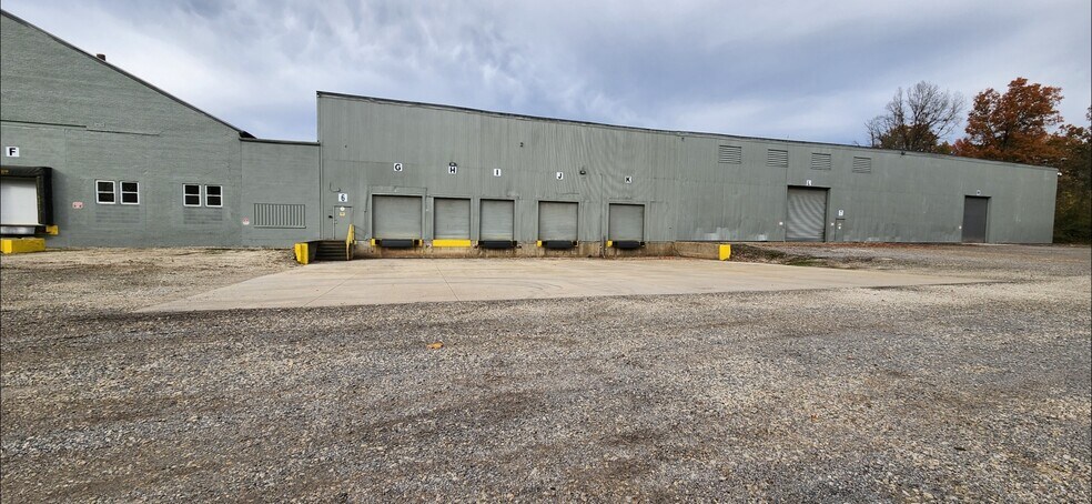 More Photos Of 1601 Hunter Ave, Niles Warehouse For Lease