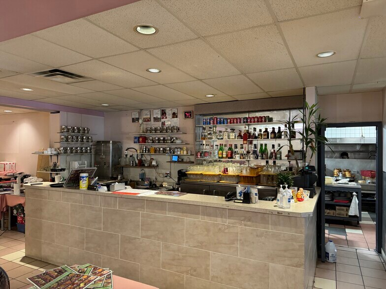 More Photos Of 10131 97 St NW, Edmonton Loft Creative Space For Lease