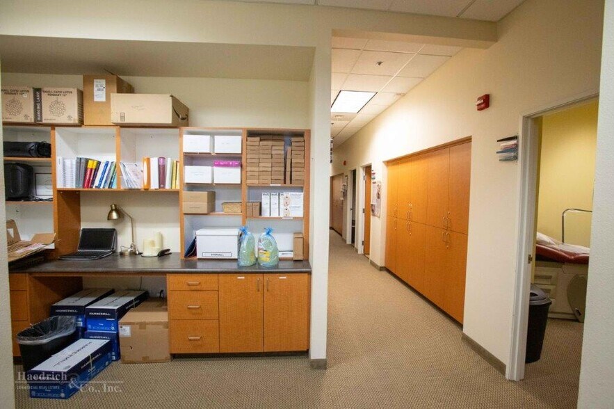 More Photos Of 2216 Buenaventura Blvd, Redding Medical For Sale