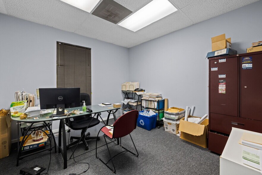 More Photos Of 4171-4193 Crescent Dr, Saint Louis Medical For Sale