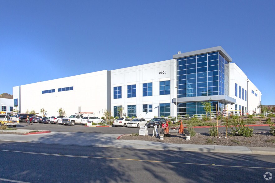 More Photos Of 2455 Conejo Spectrum St, Thousand Oaks Unknown For Lease