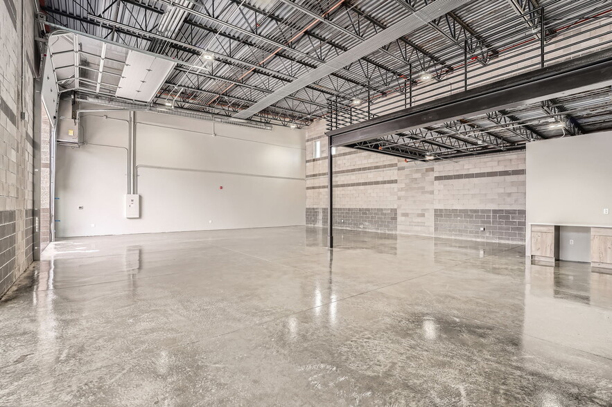 More Photos Of 10264 Dransfeldt Pl, Parker Showroom For Sale