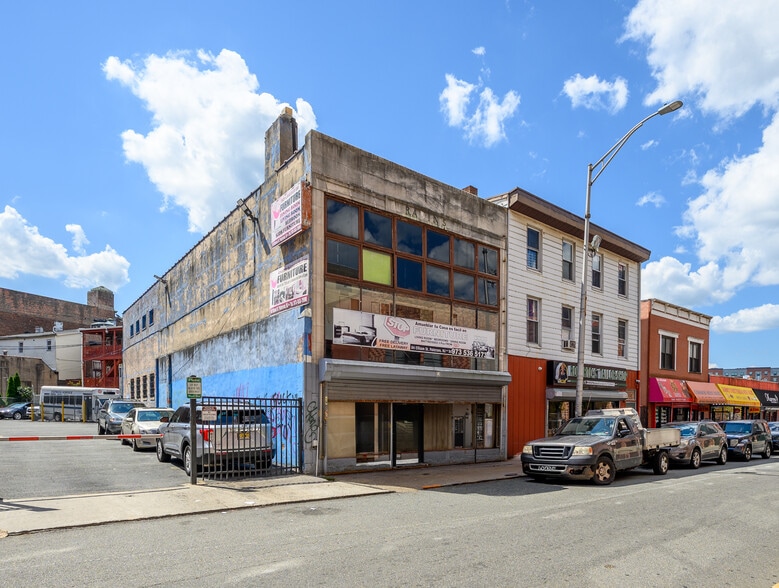 More Photos Of 84 Ellison St, Paterson Storefront Retail Office For Lease