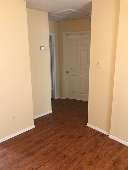 More Photos Of 596 S Danny Thomas Blvd, Memphis Apartments For Sale