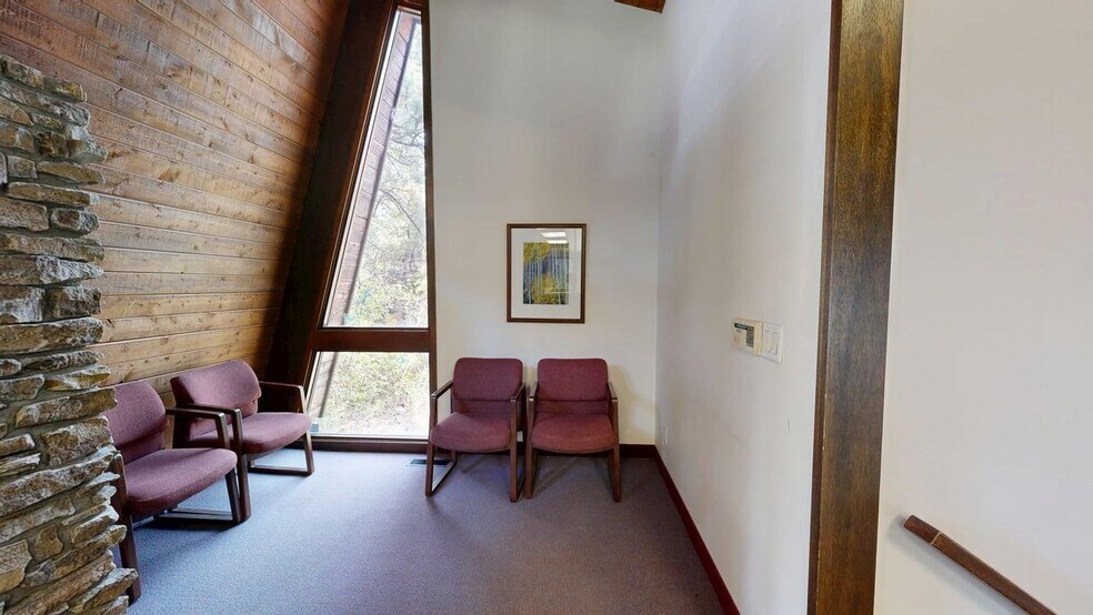 More Photos Of 11 E Airport Rd, Billings Office For Sale