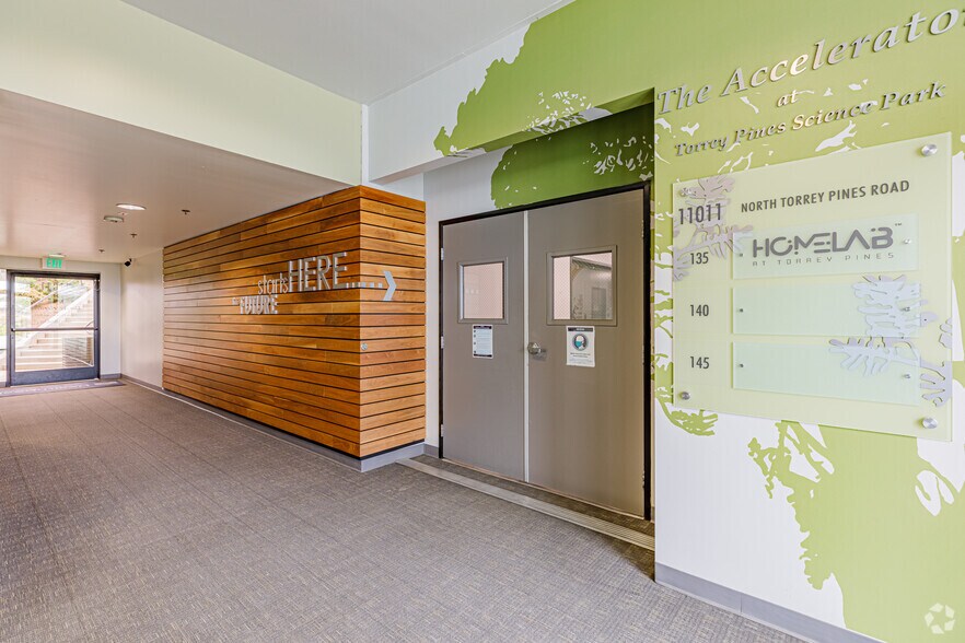 More Photos Of 11011 N Torrey Pines Rd, La Jolla Research And Development For Lease