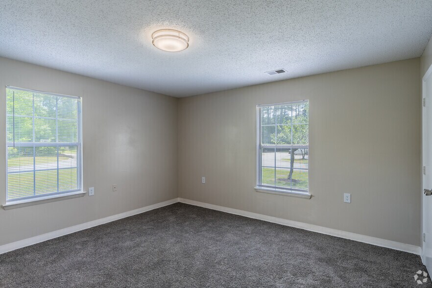 More Photos Of 201 Forest Pine Rd, Franklin Apartments For Sale