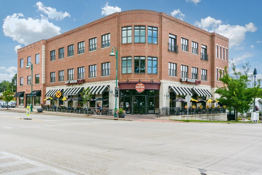 Primary Photo Of 123 W Washington St, Oswego Office For Lease
