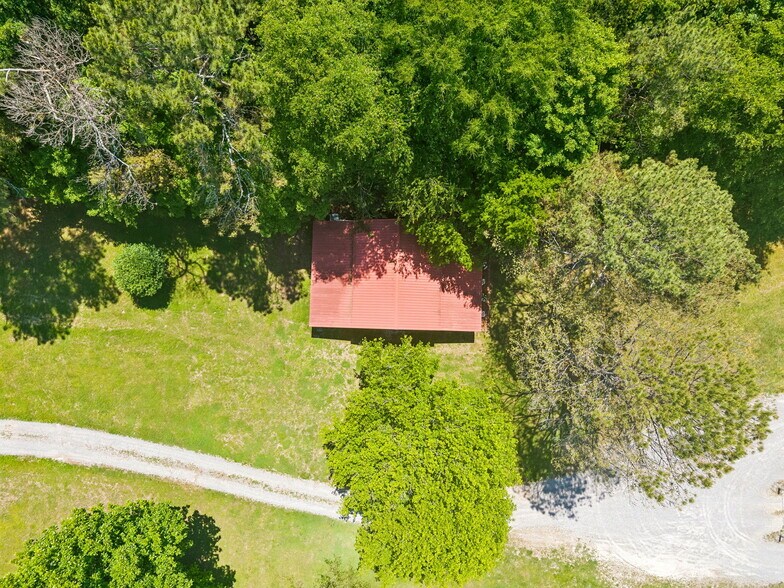 More Photos Of 49 Cutting Edge Ln, Dunlap Freestanding For Sale
