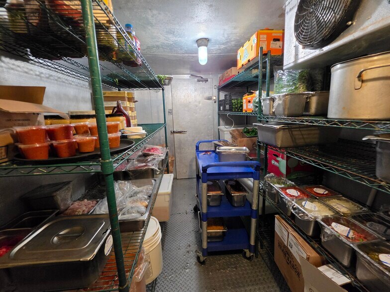 More Photos Of 2813 W Walnut St, Rogers Restaurant For Sale