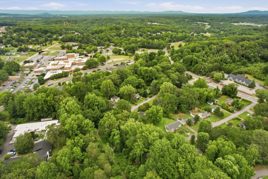 More Photos Of 117 Lucille Ave, Easley Multifamily For Sale