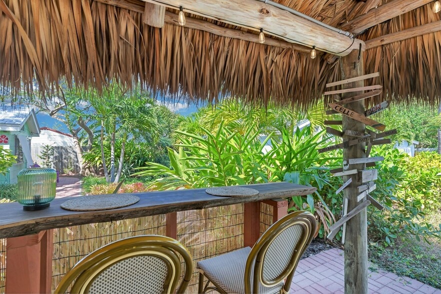 More Photos Of 243 61st St, Marathon Hotel For Sale
