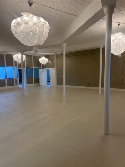 More Photos Of 101 1st St, Jacksonville Public Library For Lease