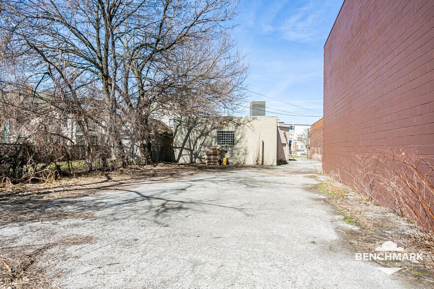 More Photos Of 161 Comfort St, Rochester Warehouse For Lease