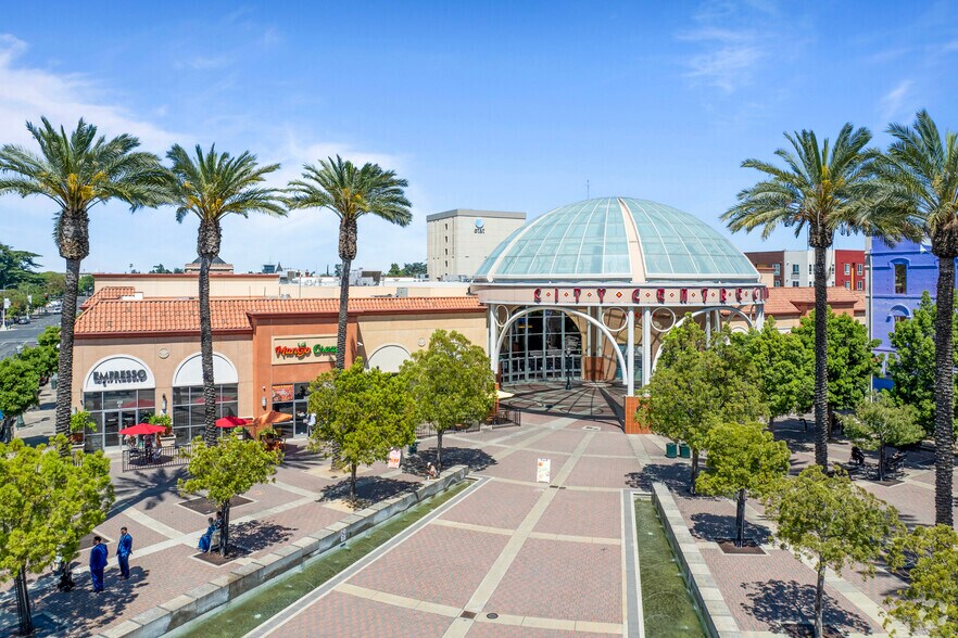 More Photos Of 222 N El Dorado St, Stockton Movie Theatre For Sale