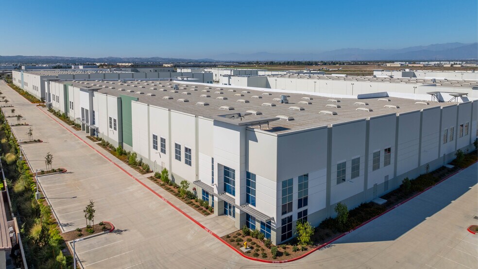 More Photos Of 15881 Terminal Ct, Chino Unknown For Lease
