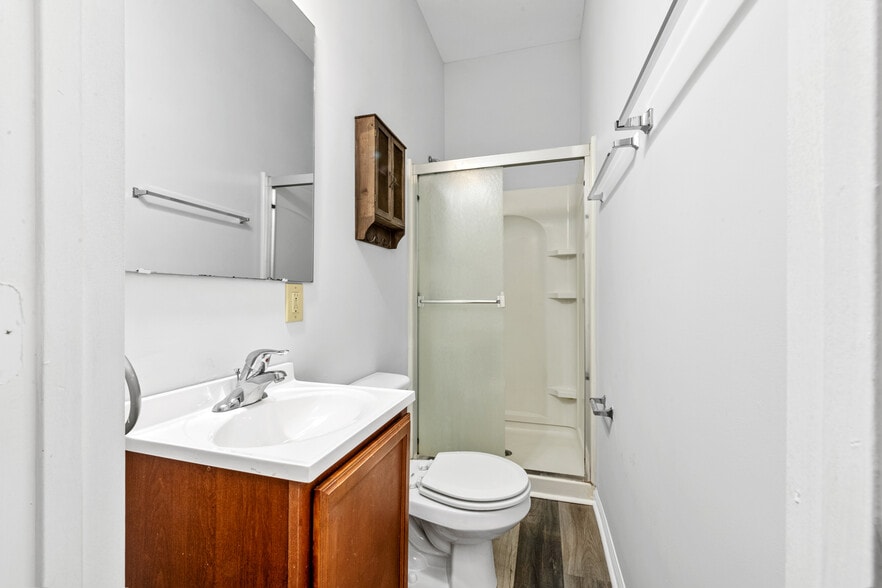 More Photos Of 3213 Vine St, Cincinnati Apartments For Sale