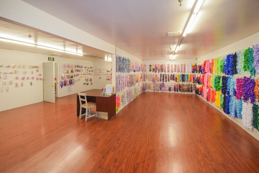 More Photos Of 3183 Bandini Blvd, Vernon Manufacturing For Lease