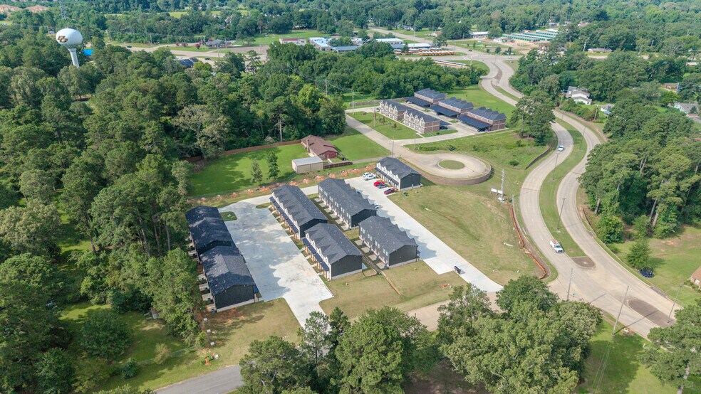 More Photos Of 6702 University Ave, Texarkana Apartments For Sale