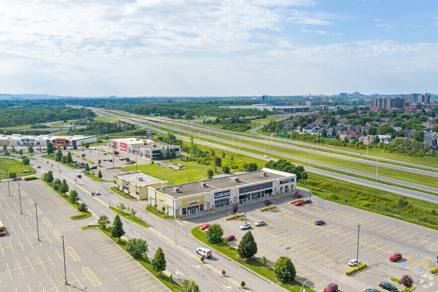 More Photos Of 5205 Boul Robert-Bourassa, Laval Unknown For Lease