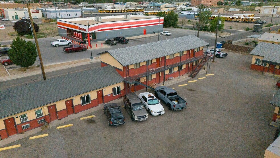 Primary Photo Of 801 W Broadway Ave, Bloomfield Hotel For Sale