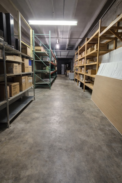 More Photos Of 8085 NW 98th St, Hialeah Warehouse For Sale