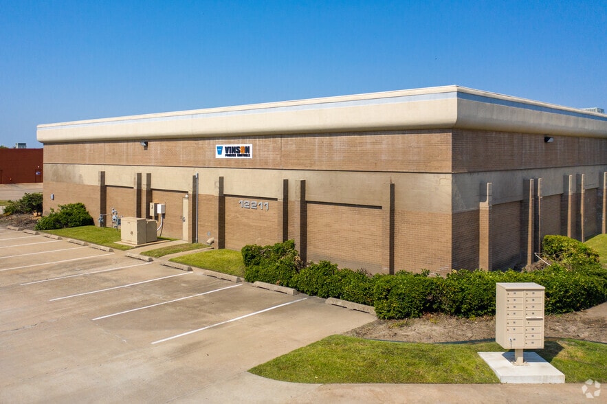 More Photos Of 12101 E 51st St, Tulsa Unknown For Lease