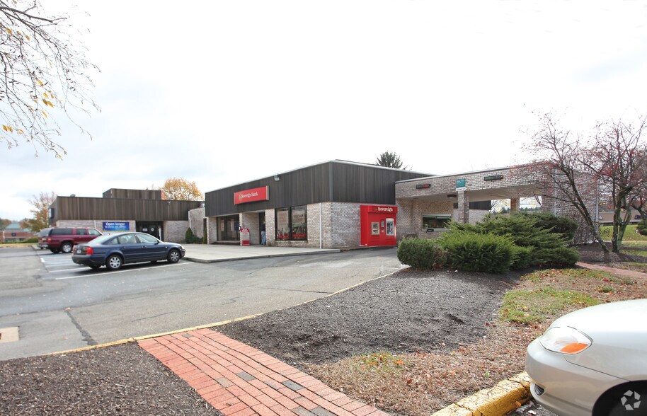 More Photos Of 500-540 Bushy Hill Rd, Simsbury Unknown For Lease