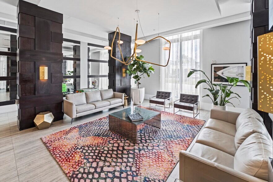 More Photos Of 140 S Dixie Hwy, Hollywood Apartments For Sale