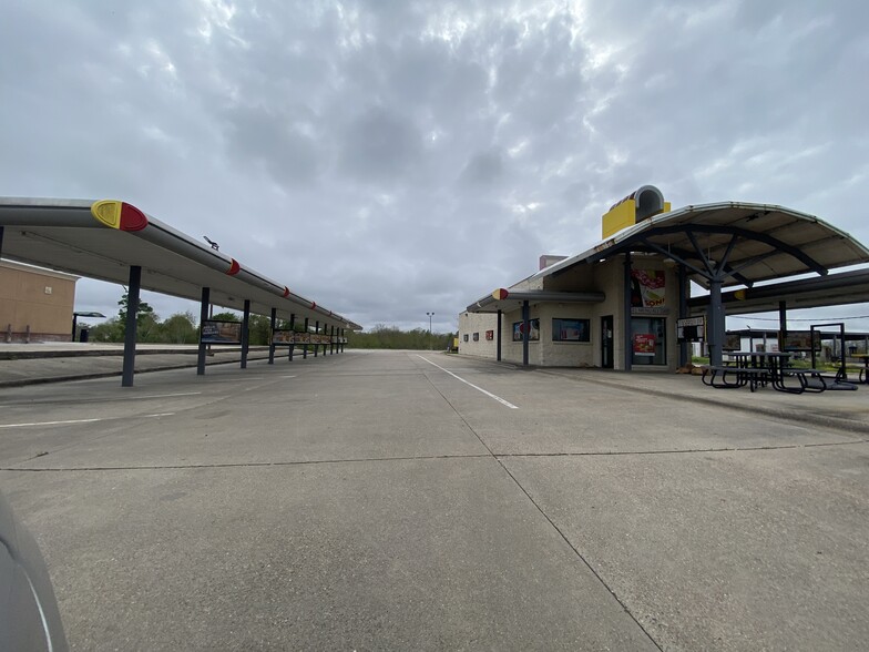 More Photos Of 6767 W Port Arthur Rd, Port Arthur Fast Food For Lease