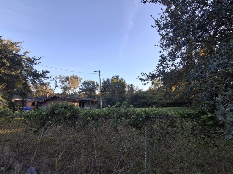 More Photos Of 7219 Anna Ave, Gibsonton Flex For Sale