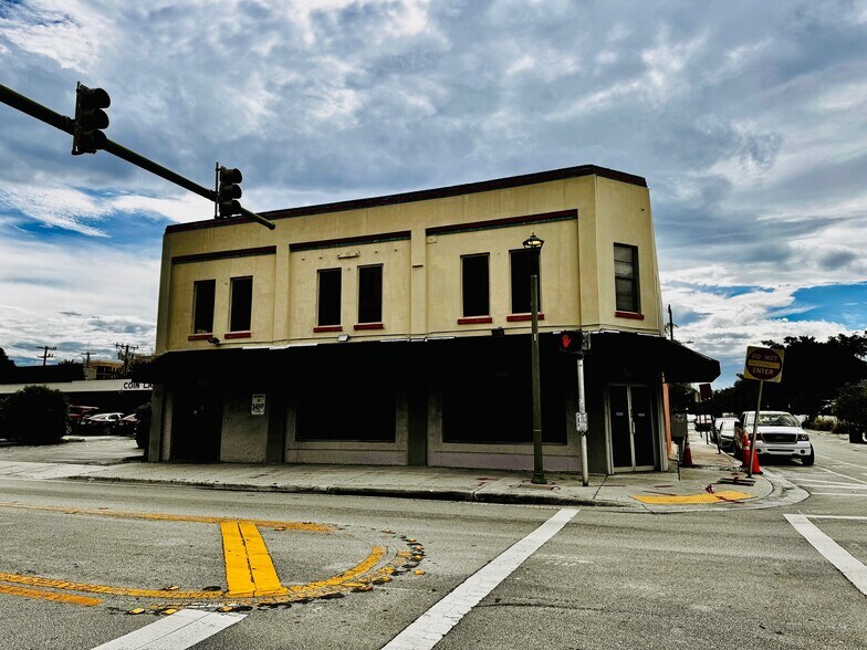 More Photos Of 129 N Federal Hwy, Lake Worth Storefront Retail Office For Sale