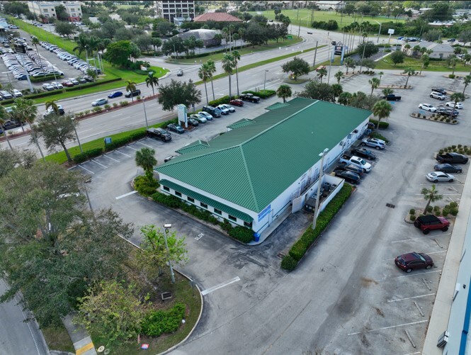 More Photos Of 1791 Boy Scout Dr, Fort Myers Storefront Retail Office For Sale