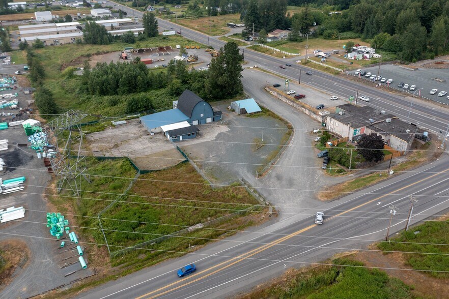 More Photos Of 120 W Smith Rd, Bellingham Service For Sale