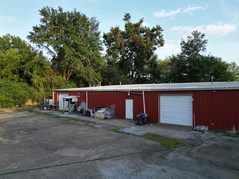 More Photos Of 831 E Peace St, Canton Distribution For Sale