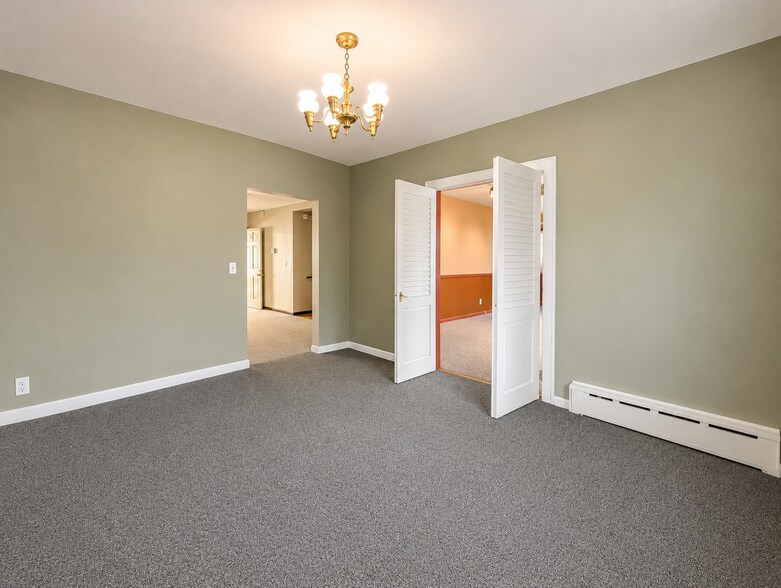More Photos Of 69 W End Ave, Somerville Office Residential For Sale