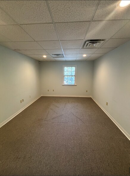 More Photos Of 601-623 Emancipation Hwy, Fredericksburg Medical For Sale