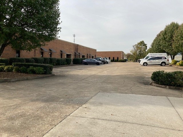 More Photos Of 2511 Riverside Dr, Chattanooga Showroom For Lease