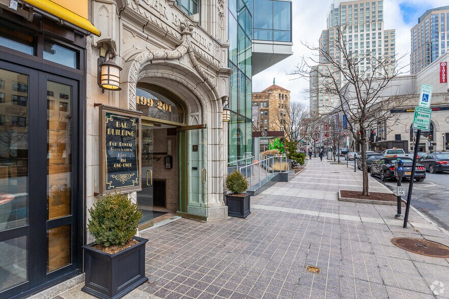 More Photos Of 199 Main St, White Plains Office For Lease