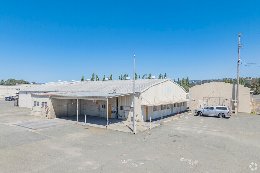 More Photos Of 2301 Napa Vallejo Hwy, Napa Manufacturing For Lease