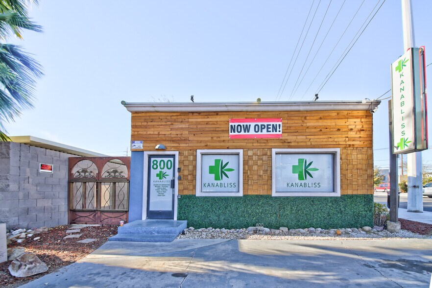 More Photos Of 800 S Casino Center Blvd, Las Vegas Loft Creative Space For Sale