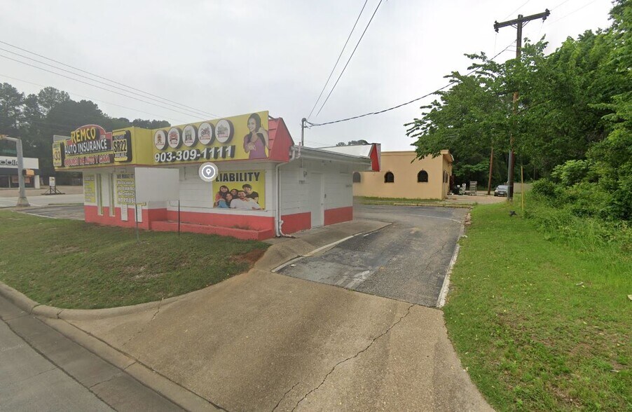 More Photos Of 1734 S High St, Longview Storefront Retail Office For Sale