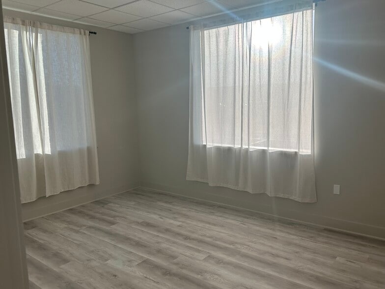 More Photos Of 439 Riviera Ln, Fulshear Medical For Lease