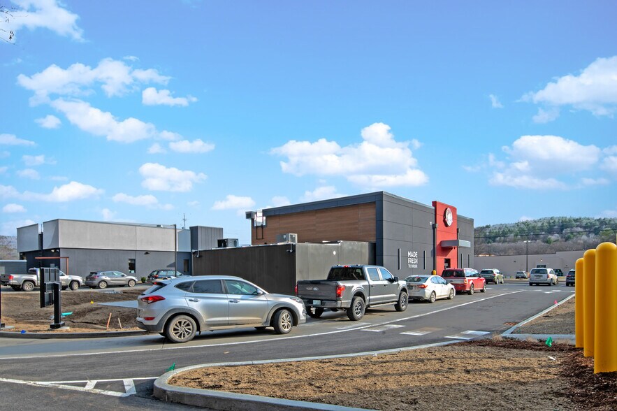 More Photos Of 384-392 Washington st, Claremont General Retail For Sale