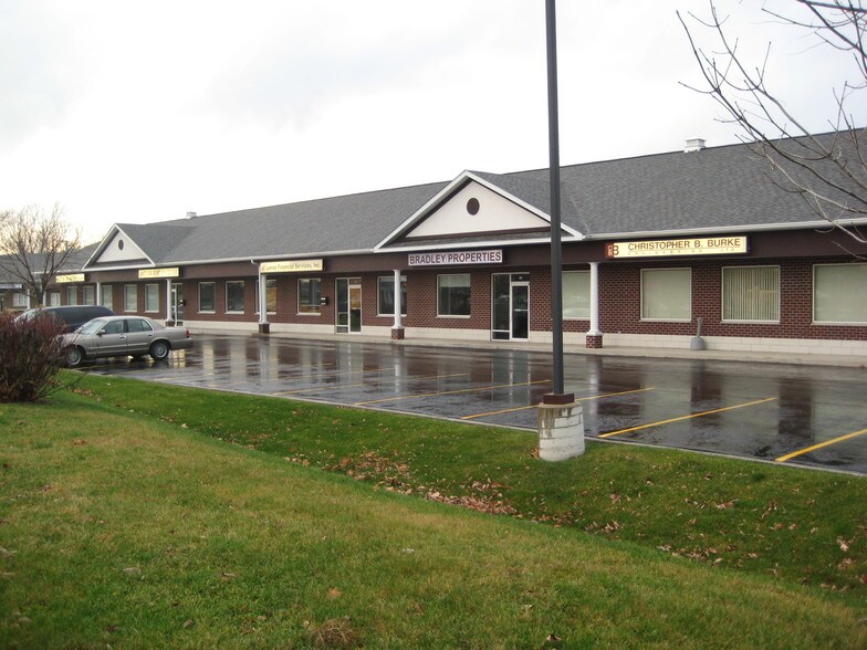 More Photos Of 318-326 Alana Dr, New Lenox Medical For Lease