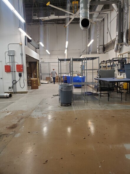 More Photos Of 601 N Congress Ave, Delray Beach Showroom For Lease