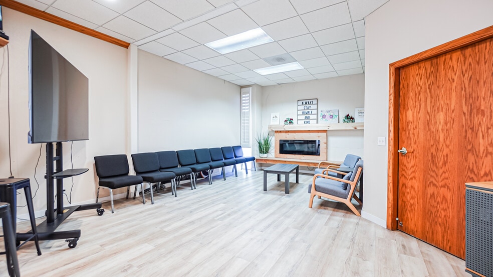 More Photos Of 1245 W 6th St, Corona Medical For Sale