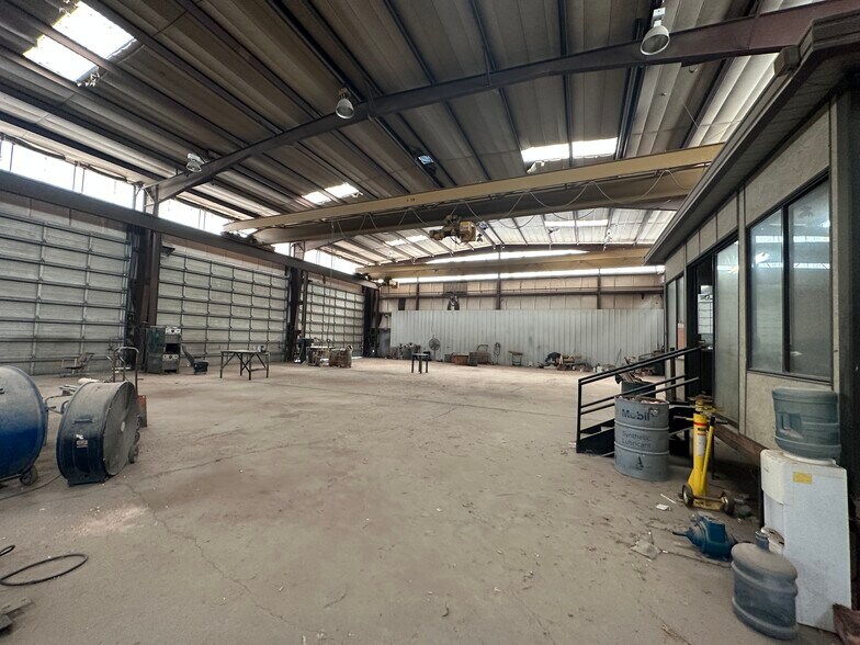 More Photos Of 3010 NW Loop 338, Odessa Warehouse For Sale